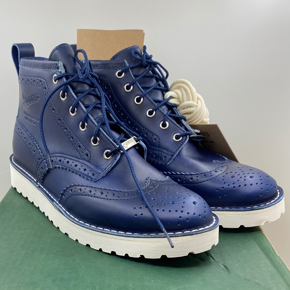 Danner Vista Street Wingtip Boot Size 8.5